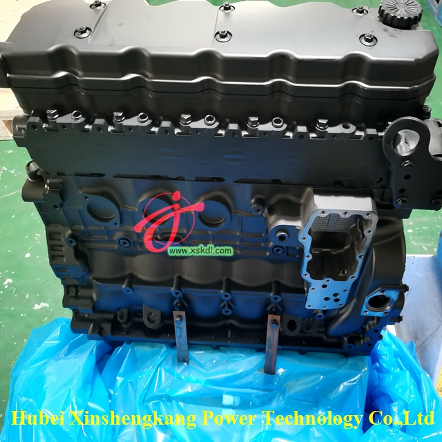 Culata del motor Cummins QSB6.7